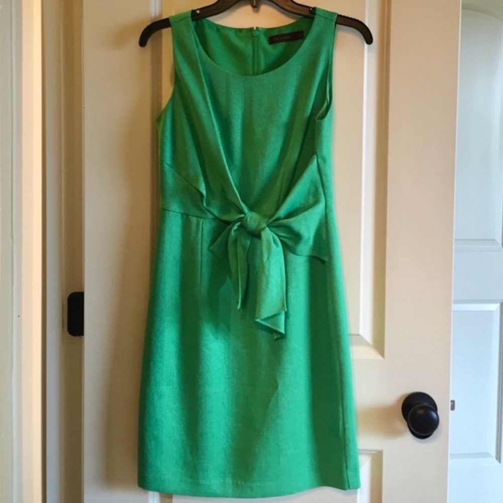 The Limited Vibrant Green Bow-Tie Dress size 6